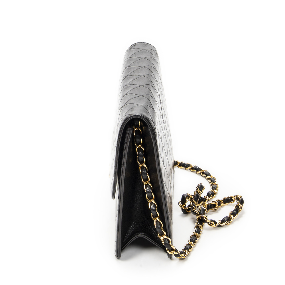 Chanel Vintage Push Lock Straight Flap - Picture 3 of 10